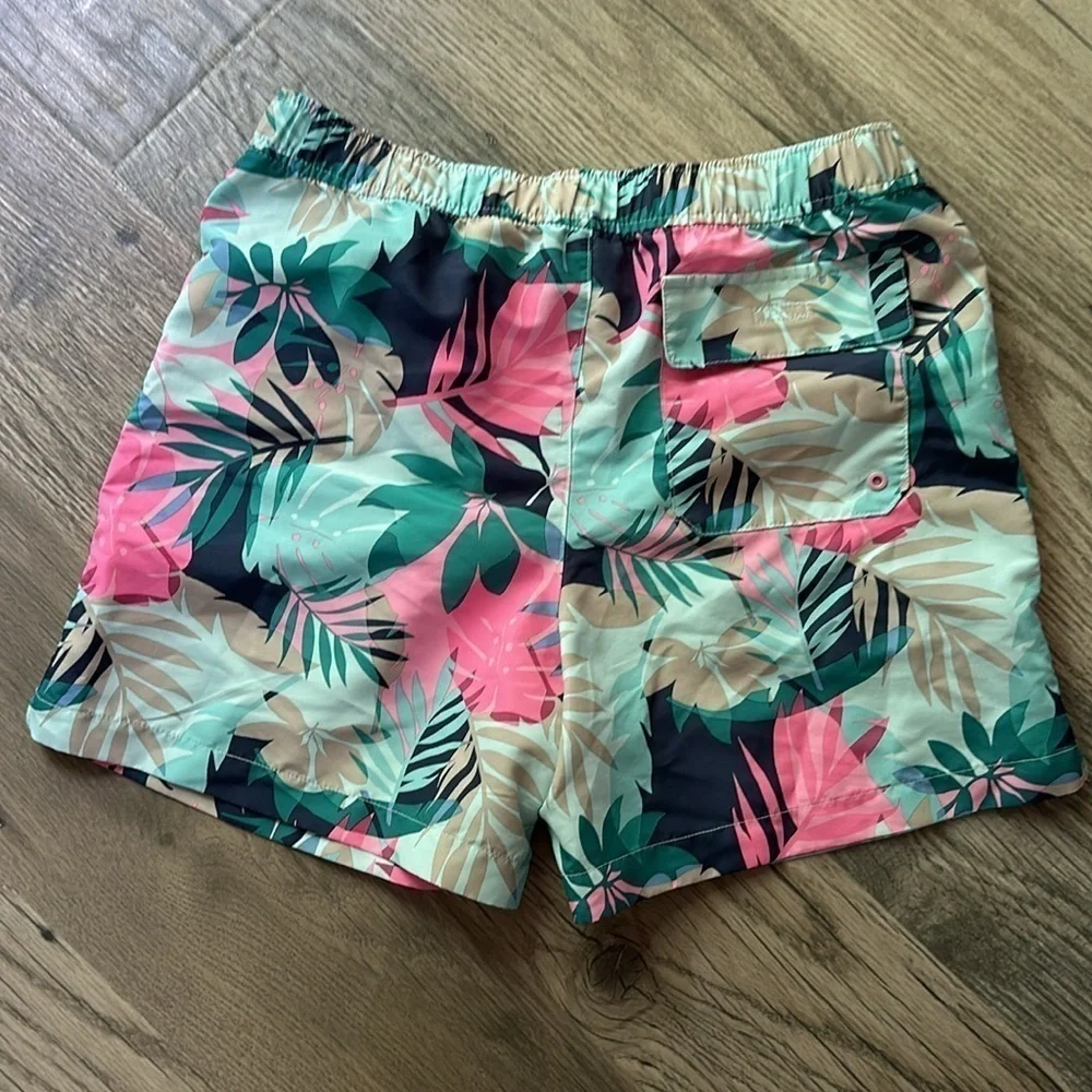 Old Navy‎ Tropical print board shorts girls 14/16 XL